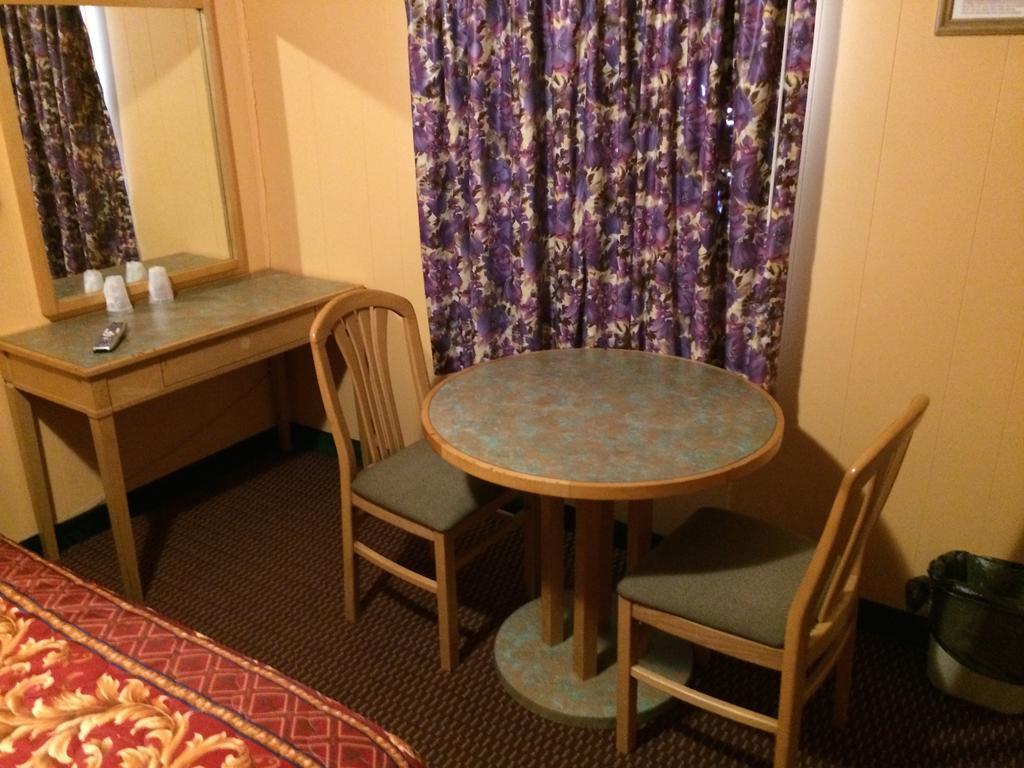 Simpsons Motel Rio Grande Room photo